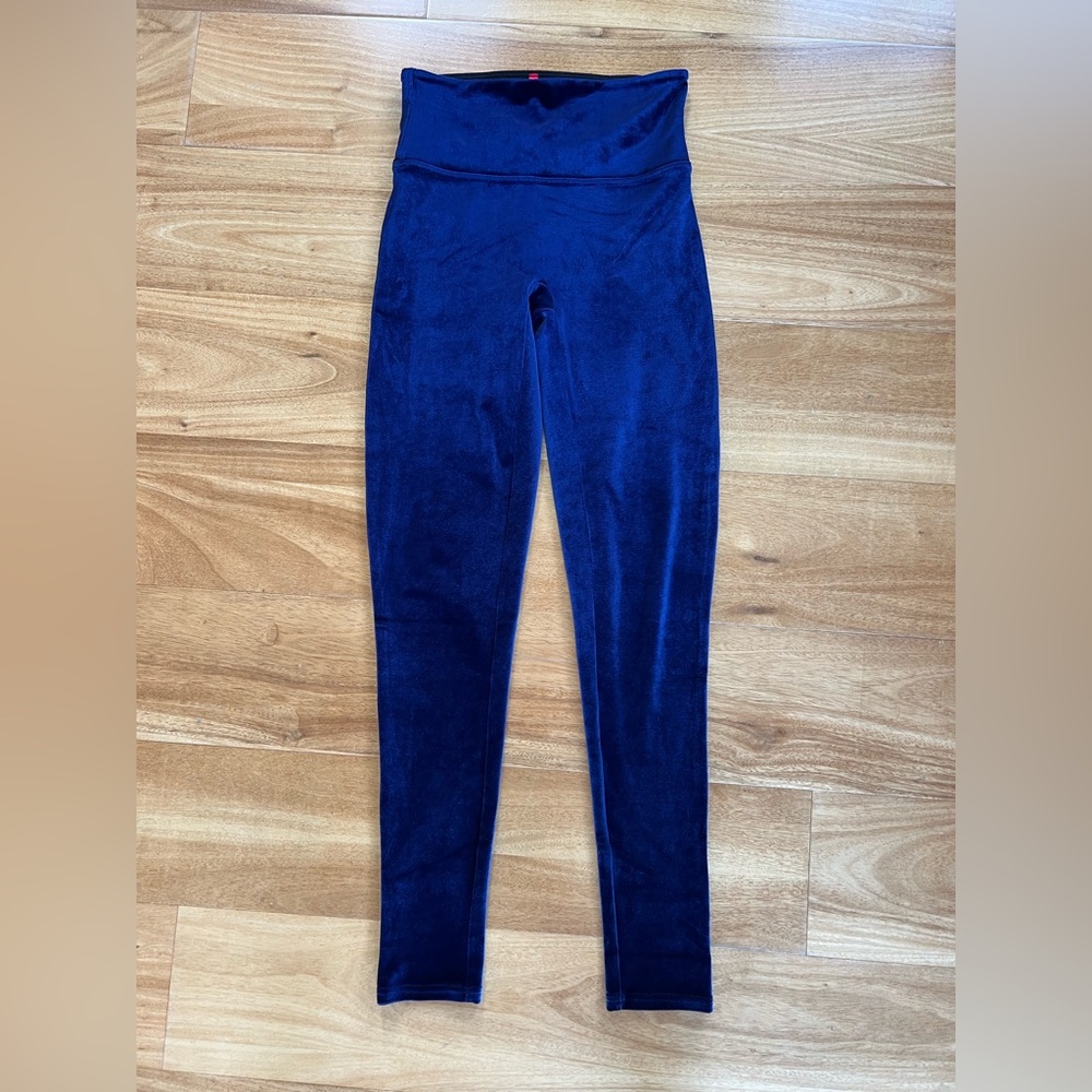 SPANX Women's Deep Blue Velvet Leggings